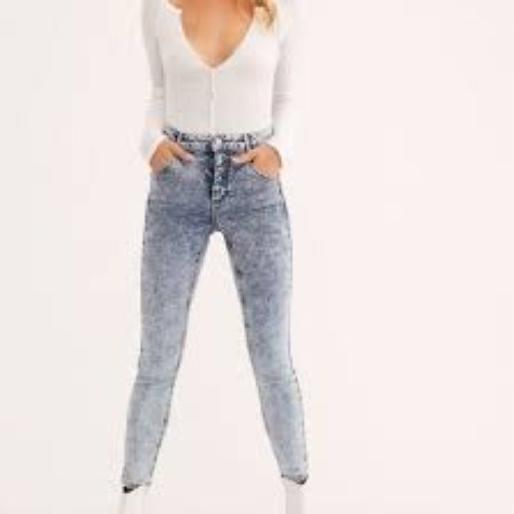 #9/7❤️ FREE PEOPLE RILEY SEAMED SKINNY JEANS